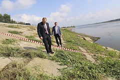 В Увате восстановят разрушенный участок береговой дамбы