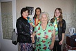 Волонтеры из п.Туртас поздравили ветерана труда с наступающим днем пожилых людей