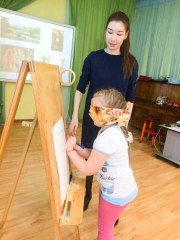 Дошкольники из уватского детского сада познакомились с профессией художника